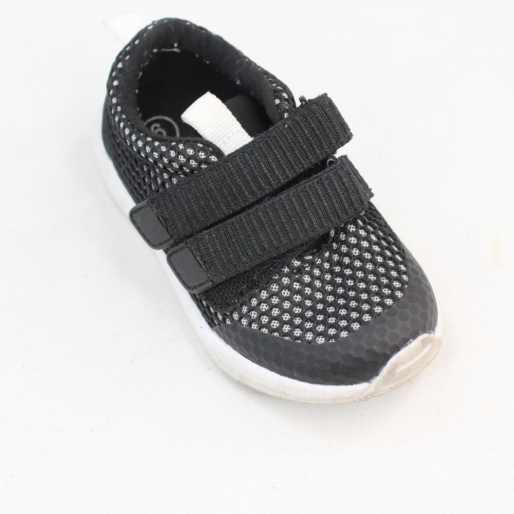 Cat & Jack Toddler Toddler Sz 6  Black Sneakers